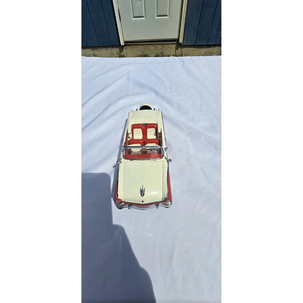 Danbury Mint 1956 Ford Fairlane Sunliner Convertible